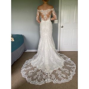 Wedding dress